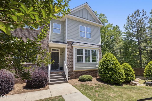 908 Laurel Gate Drive, Wake Forest, NC 27587