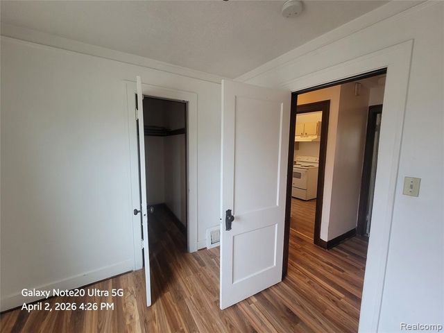 1656 Montana Avenue, Flint, MI 48506