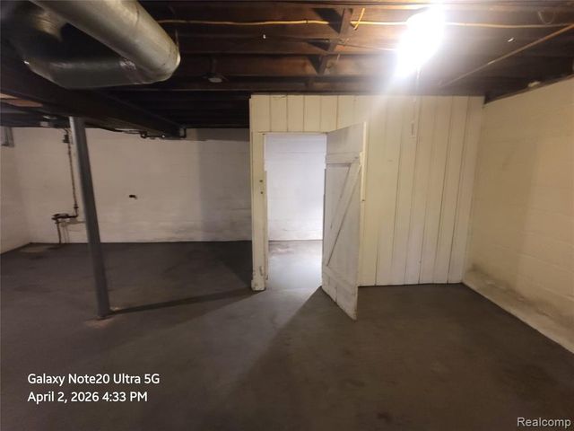 1656 Montana Avenue, Flint, MI 48506