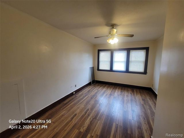 1656 Montana Avenue, Flint, MI 48506