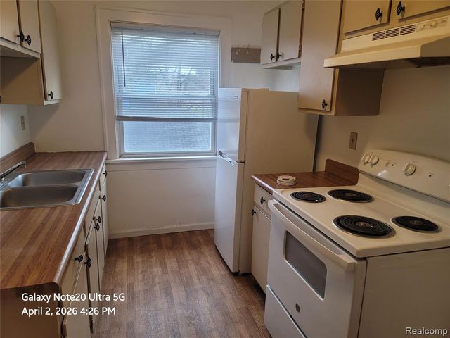 1656 Montana Avenue, Flint, MI 48506
