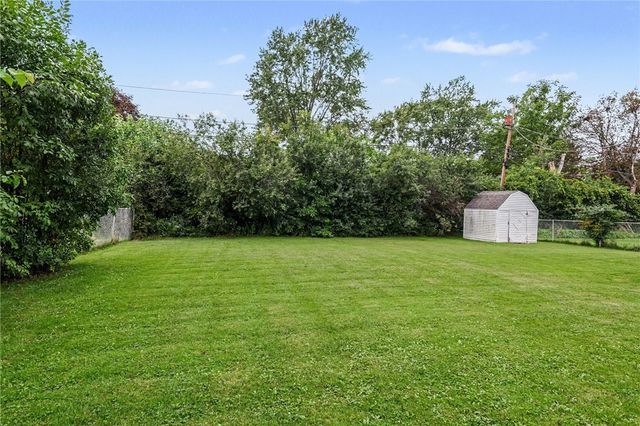 47 Noel Drive, Gates, NY 14606