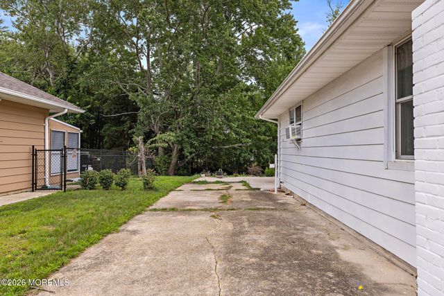 2264 Hovsons Boulevard, Toms River, NJ 08753