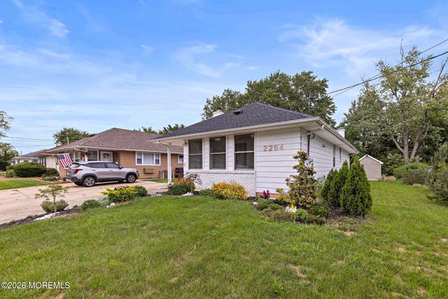 2264 Hovsons Boulevard, Toms River, NJ 08753