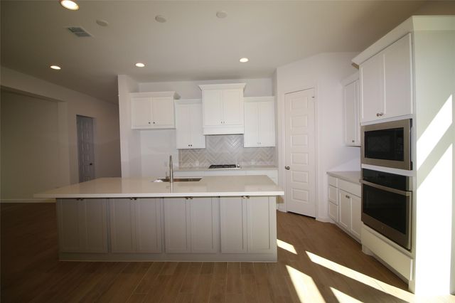 16750 Yaklin Meadow Court, Humble, TX 77346