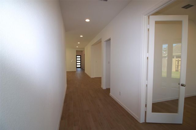 16750 Yaklin Meadow Court, Humble, TX 77346