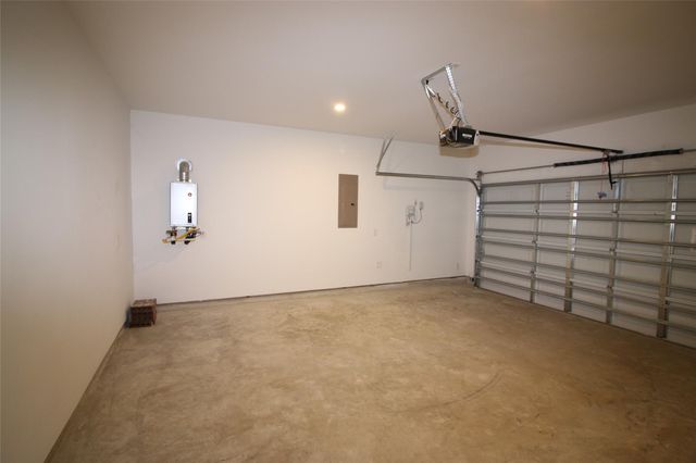 16750 Yaklin Meadow Court, Humble, TX 77346