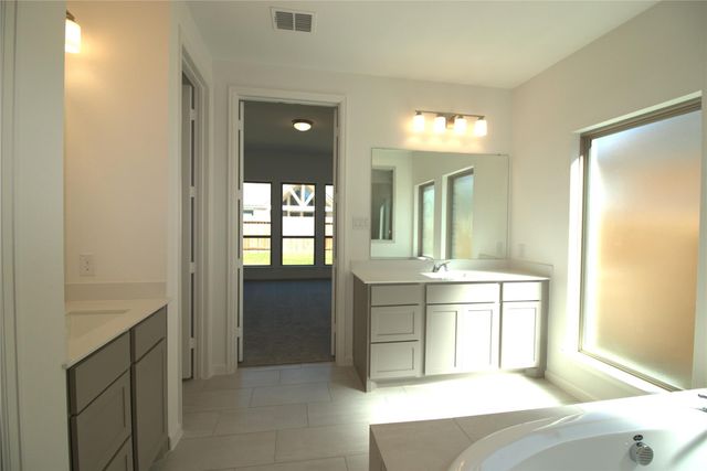 16750 Yaklin Meadow Court, Humble, TX 77346