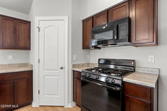 14545 Faxon Yucca Avenue, Horizon City, TX 79928