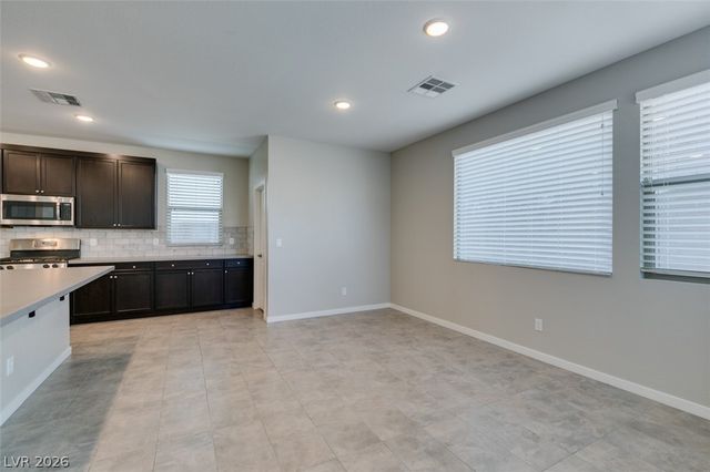 520 Founders Creek Avenue, North Las Vegas, NV 89084