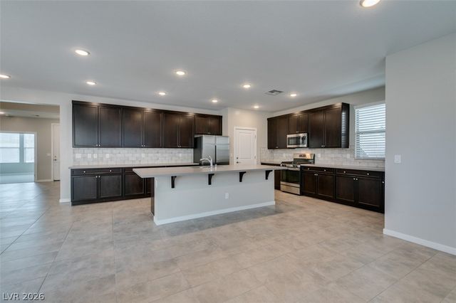 520 Founders Creek Avenue, North Las Vegas, NV 89084