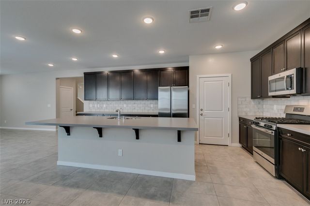 520 Founders Creek Avenue, North Las Vegas, NV 89084