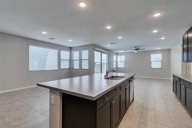 520 Founders Creek Avenue, North Las Vegas, NV 89084