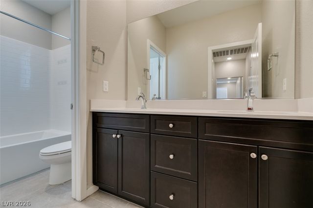 520 Founders Creek Avenue, North Las Vegas, NV 89084