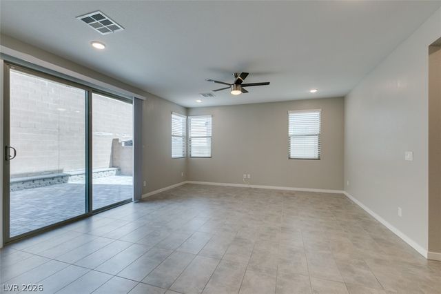 520 Founders Creek Avenue, North Las Vegas, NV 89084