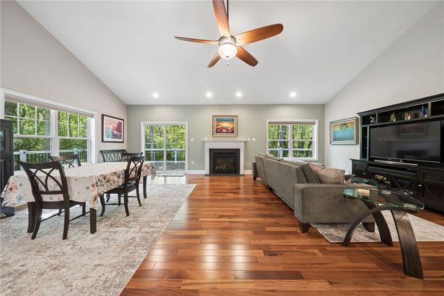 113 Stillwater Ln, Sewickley Hills Boro, PA 15143