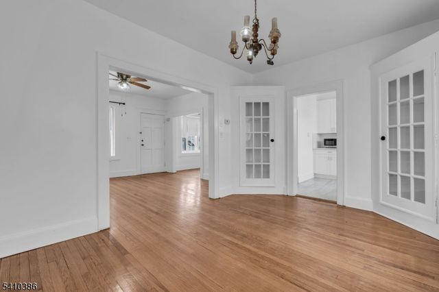 120 Springfield Rd, Linden City, NJ 07036