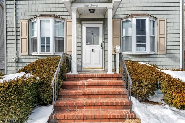 120 Springfield Rd, Linden City, NJ 07036