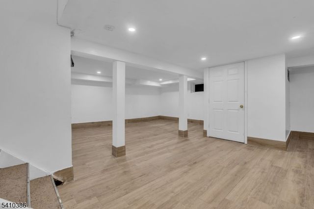 120 Springfield Rd, Linden City, NJ 07036