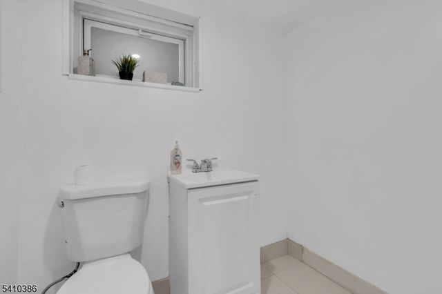 120 Springfield Rd, Linden City, NJ 07036