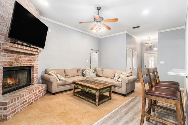 303 Valley View Court, Rio Vista, TX 76093