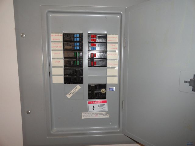 118 N SPRUCE, Rapid City, SD 57701