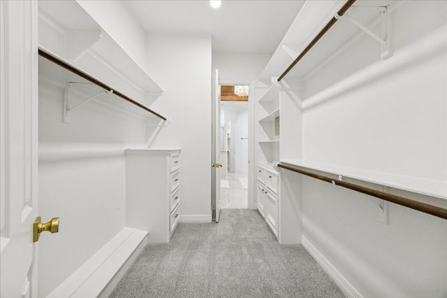 24 Villa Bend Drive, Houston, TX 77069