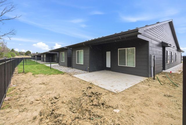 4942 N Vassar Ave, Wichita, KS 67220