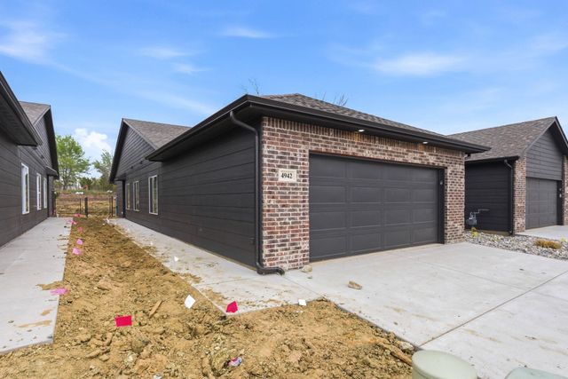 4942 N Vassar Ave, Wichita, KS 67220