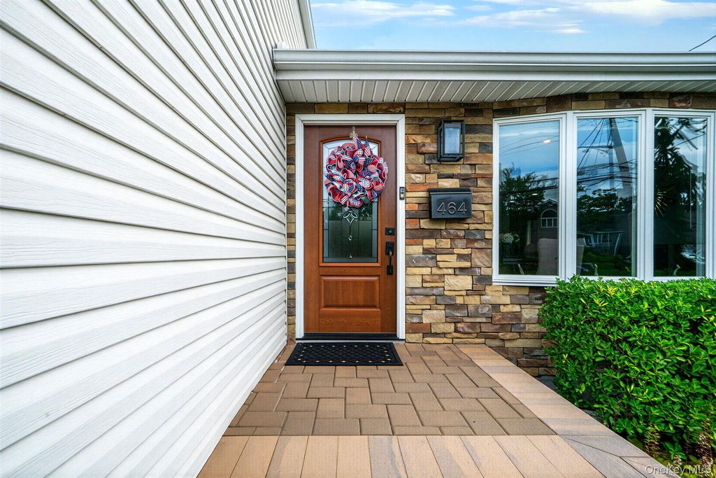 464 N Atlanta Avenue, Massapequa, NY 11758 — photo 4