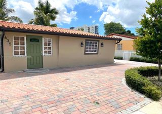635 SW 64th Court, Miami, FL 33144