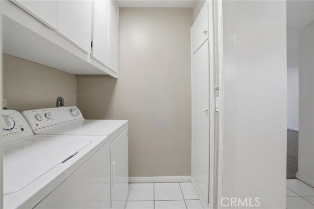 10235 Lurline H, Chatsworth (los Angeles), CA 91311