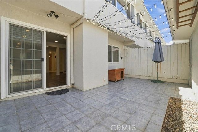 10235 Lurline H, Chatsworth (los Angeles), CA 91311