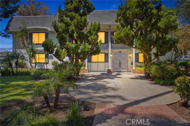 10235 Lurline H, Chatsworth (los Angeles), CA 91311