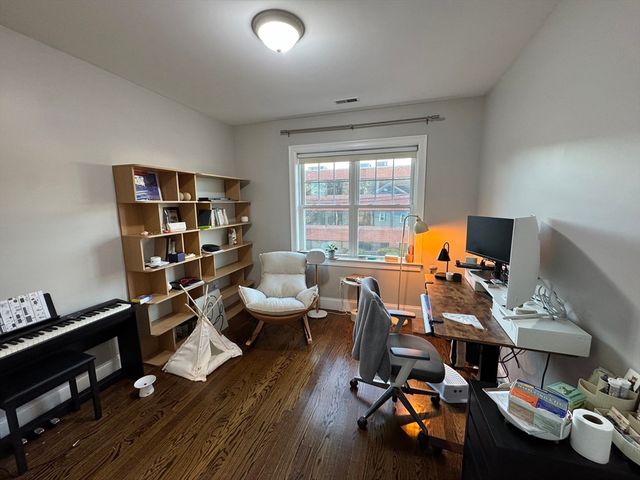 3 Saco Street 3, Newton, MA 02464