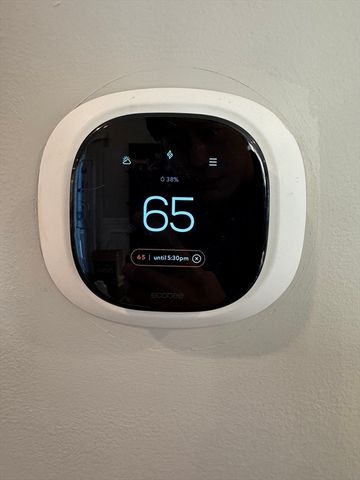 3 Saco Street 3, Newton, MA 02464