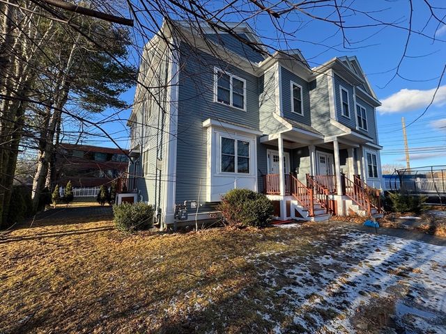 3 Saco Street 3, Newton, MA 02464