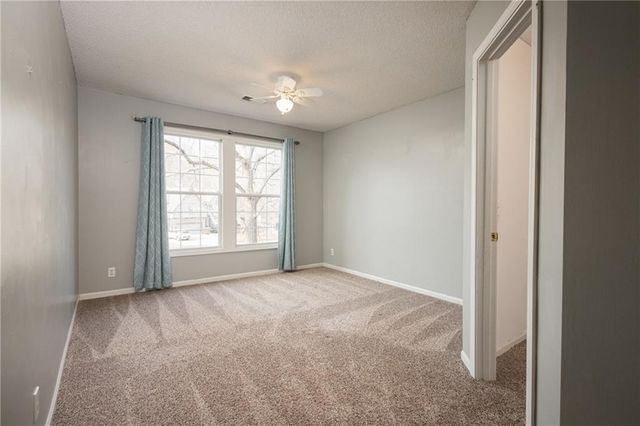 5805 Ruby Court, Lee's Summit, MO 64064