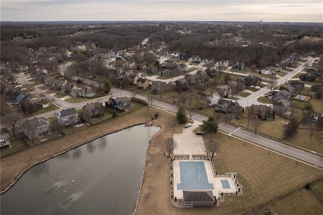 5805 Ruby Court, Lee's Summit, MO 64064