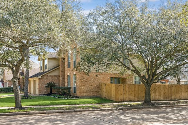 12831 Dove Point Lane, Houston, TX 77041