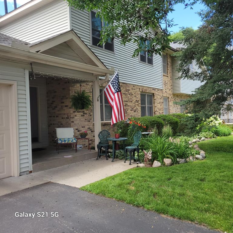 4293 Oakmede Lane 46C, White Bear Lake, MN 55110 — exterior
