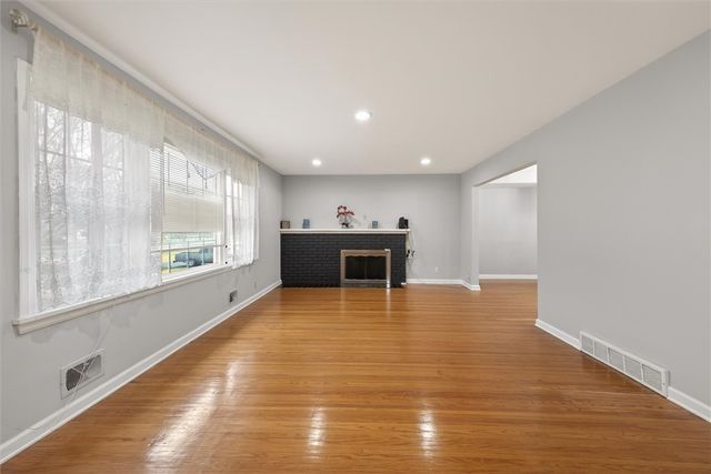 110 Dunrovin Lane, Brighton, NY 14618