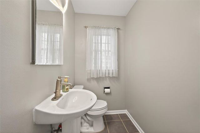 110 Dunrovin Lane, Brighton, NY 14618