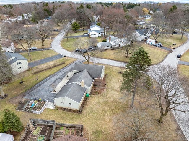 110 Dunrovin Lane, Brighton, NY 14618