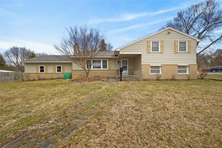 110 Dunrovin Lane, Brighton, NY 14618