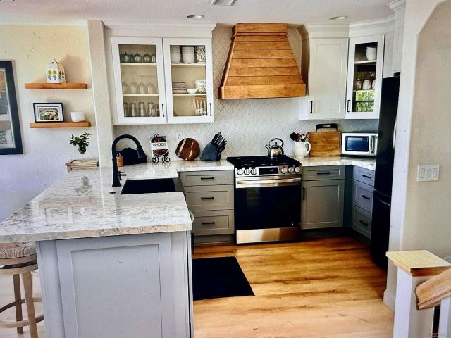 1259 Natoma Way C, Oceanside, CA 92057