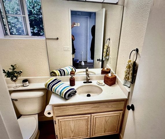 1259 Natoma Way C, Oceanside, CA 92057