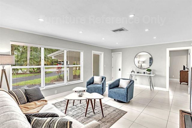 1577 NE 48th Ct, Oakland Park, FL 33334