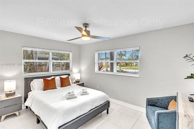 1577 NE 48th Ct, Oakland Park, FL 33334