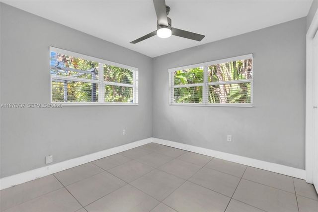 1577 NE 48th Ct, Oakland Park, FL 33334